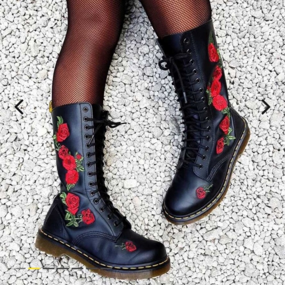 Dr. Marten 1914 Vonda mid calf boots embroidered Roses whimsigoth romantic